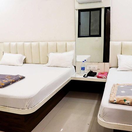 Hotel Gayatri Palace Godarpura Eksteriør billede