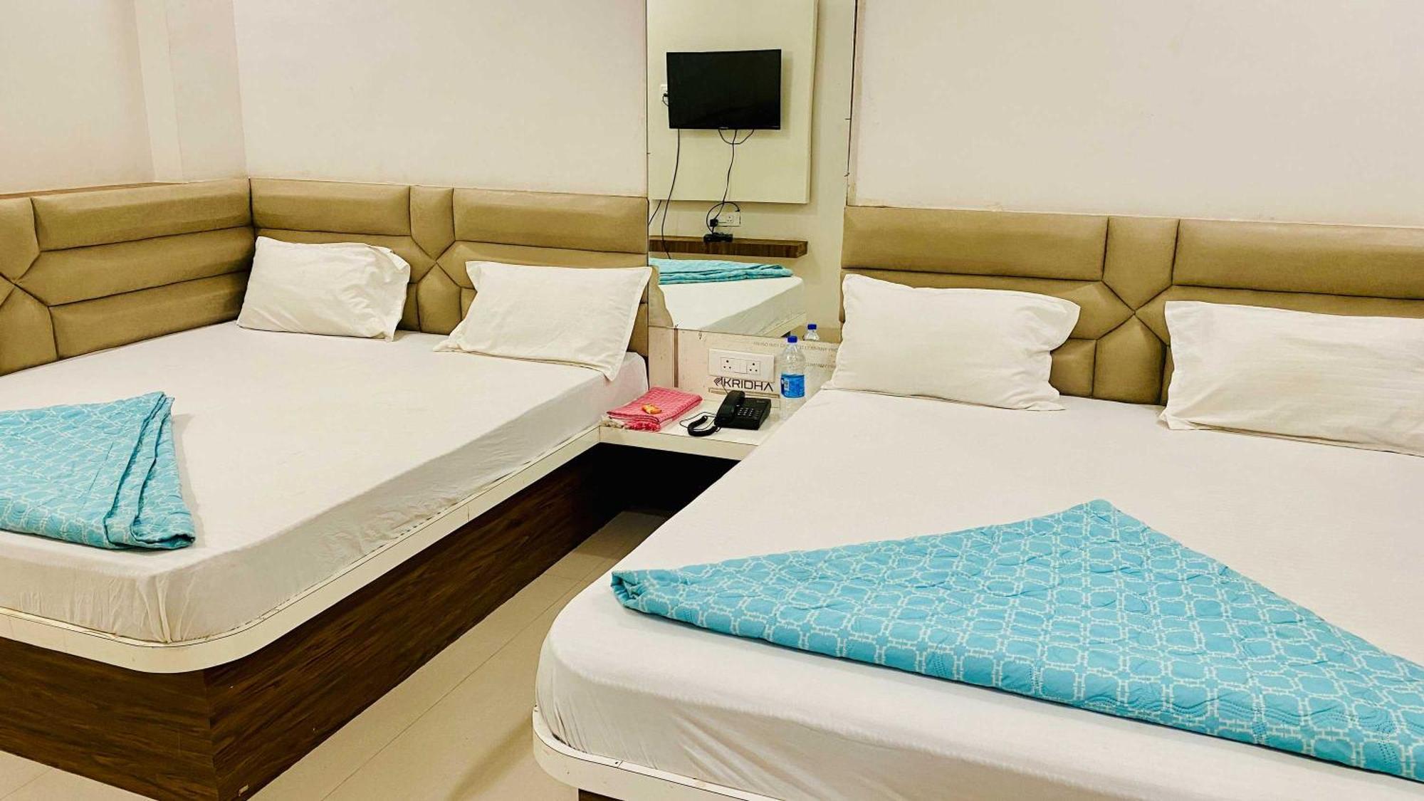 Hotel Gayatri Palace Godarpura Eksteriør billede