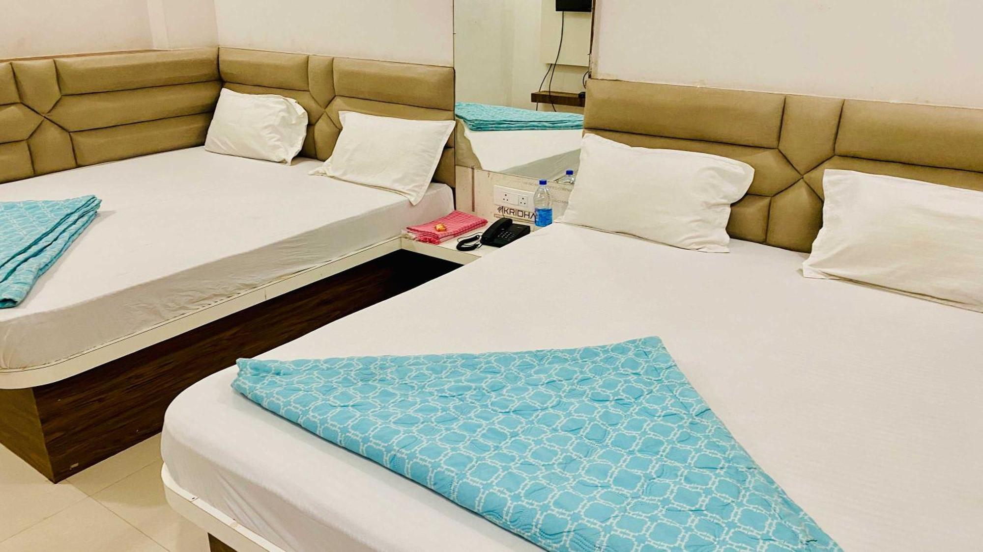 Hotel Gayatri Palace Godarpura Eksteriør billede