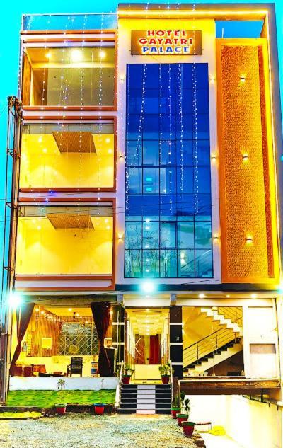 Hotel Gayatri Palace Godarpura Eksteriør billede