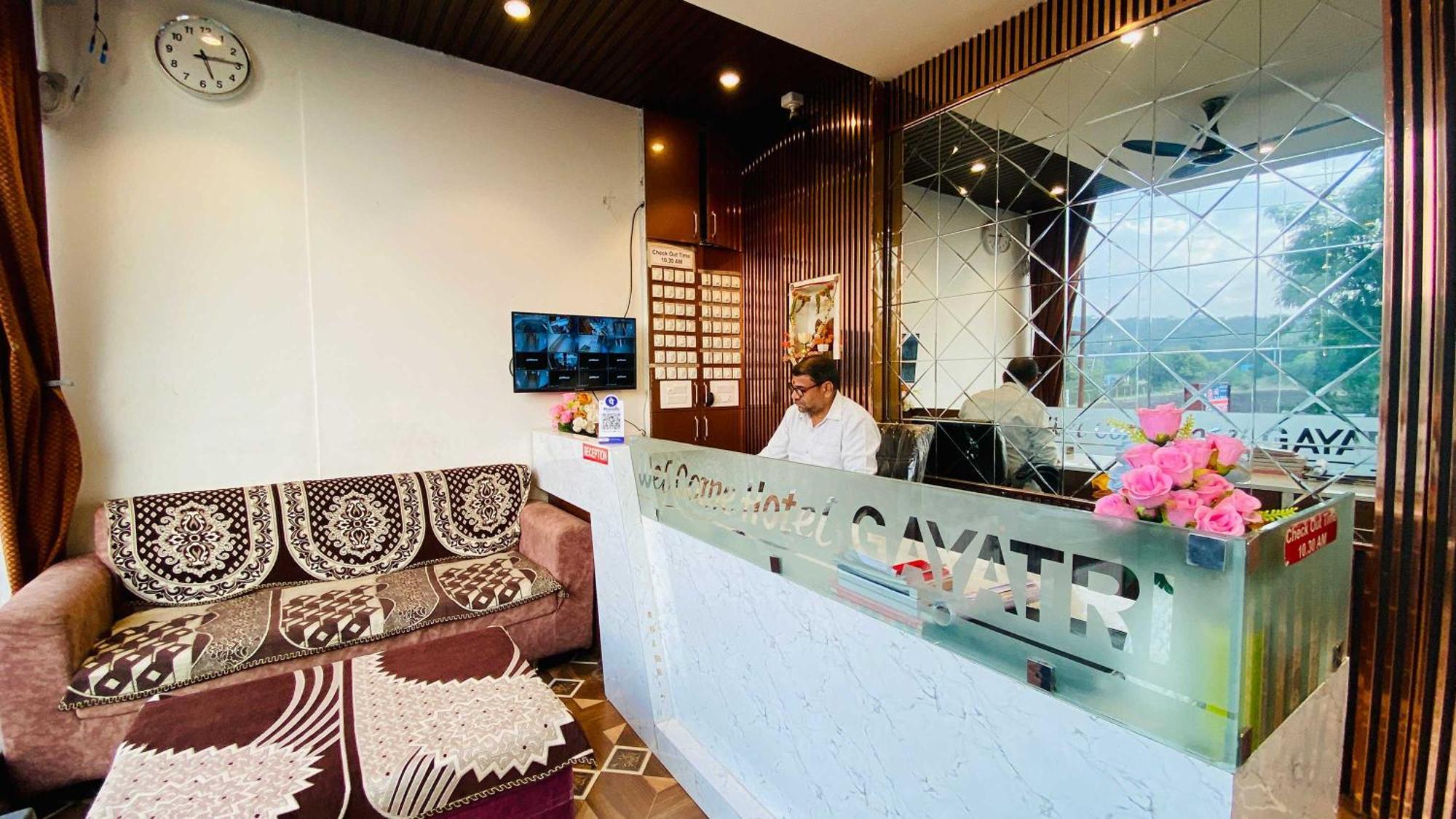 Hotel Gayatri Palace Godarpura Eksteriør billede